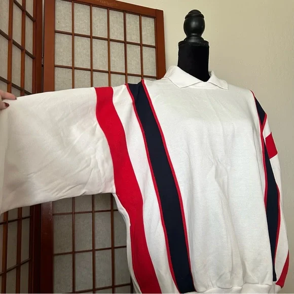 Vintage 80s 90s Men’s Red White and Blue Striped Sweatshirt